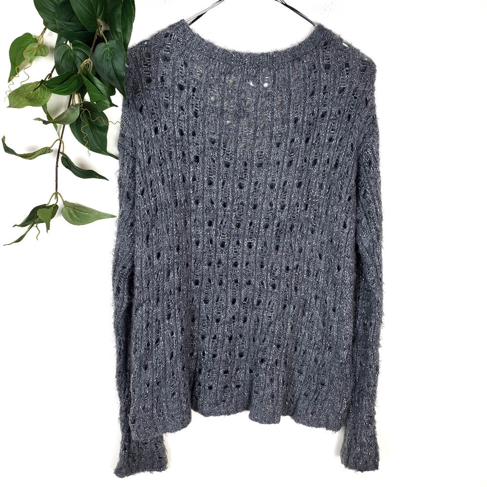 Pieces by Kensie Open Knit Gray & Silver Sweater M - Picture 4 of 5